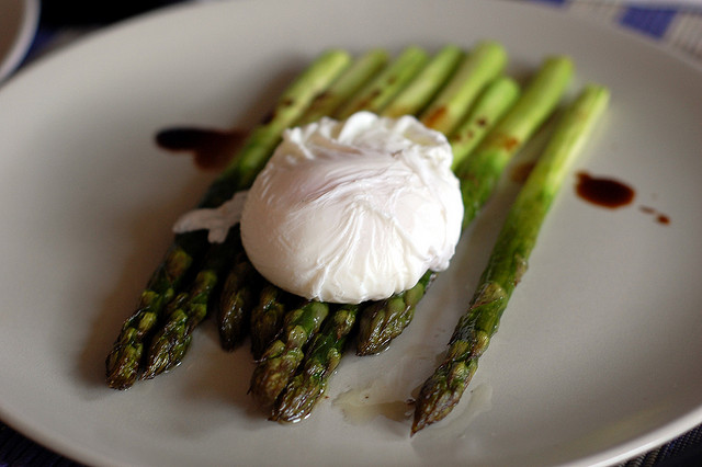 Asparagus Salad with Poached Egg and Citrus Vinaigrette