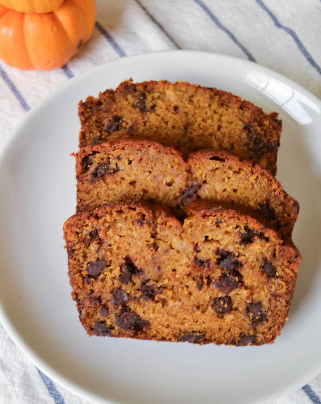 Pumpkin Chocolate Chip Bread - Talia Bunting