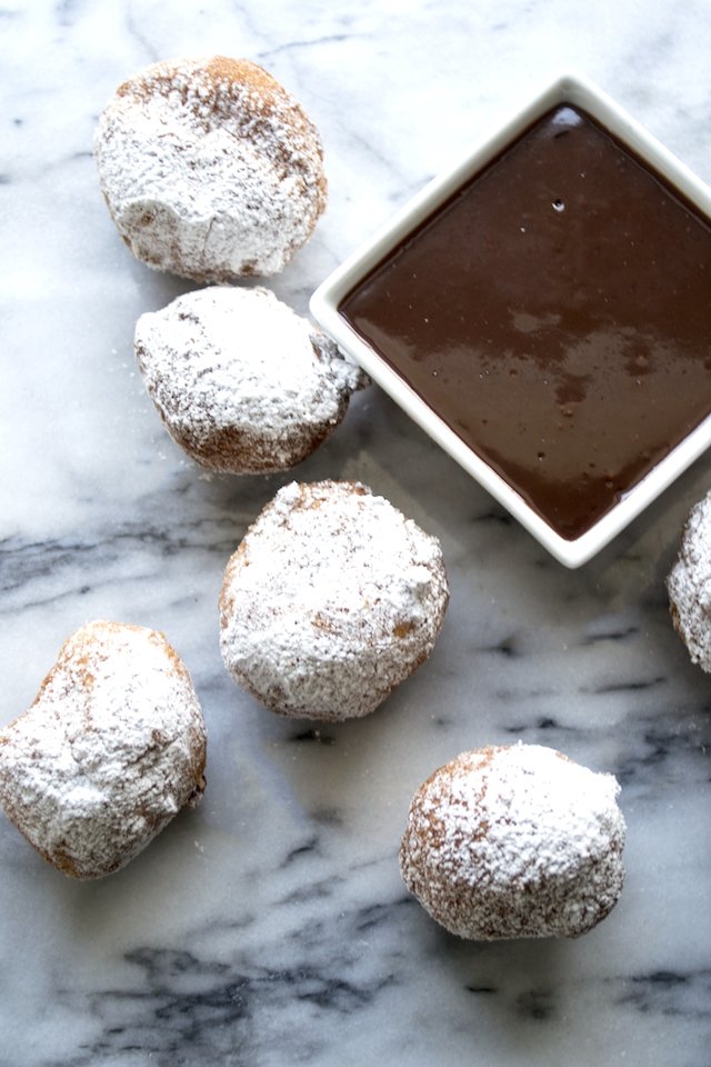 Mexican Beignet and Chocolate Sauce Recipe