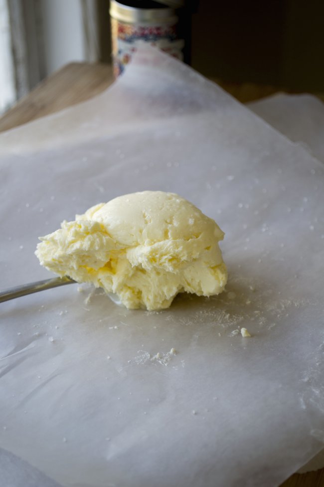 How to make homemade cultured butter